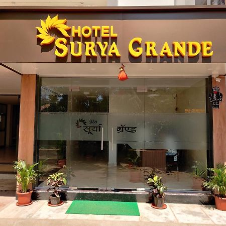 Hotel Surya Grande Kudal  Esterno foto