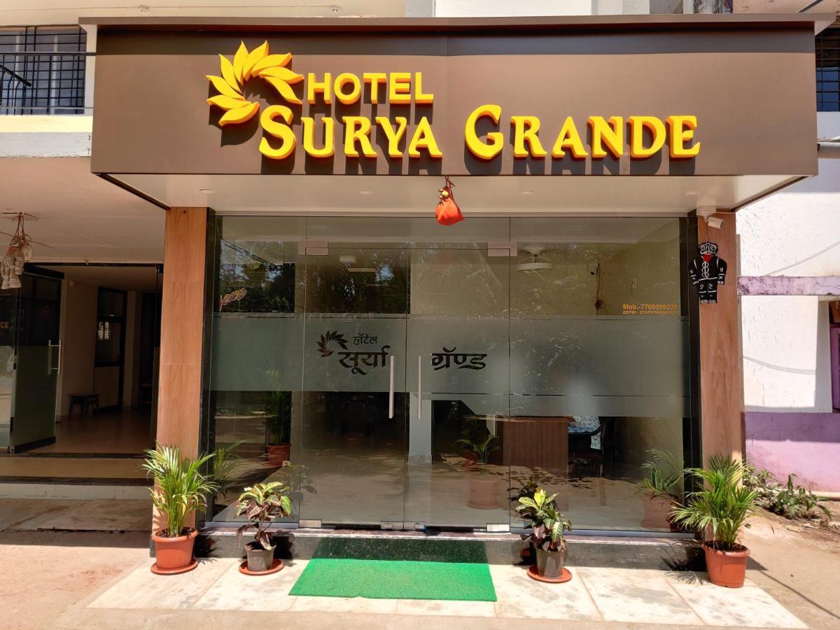 Hotel Surya Grande Kudal  Esterno foto