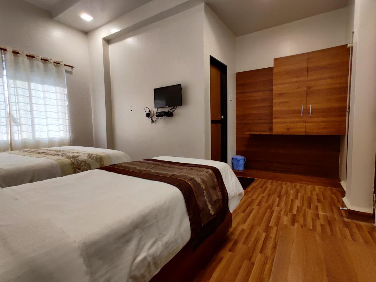 Hotel Surya Grande Kudal  Esterno foto